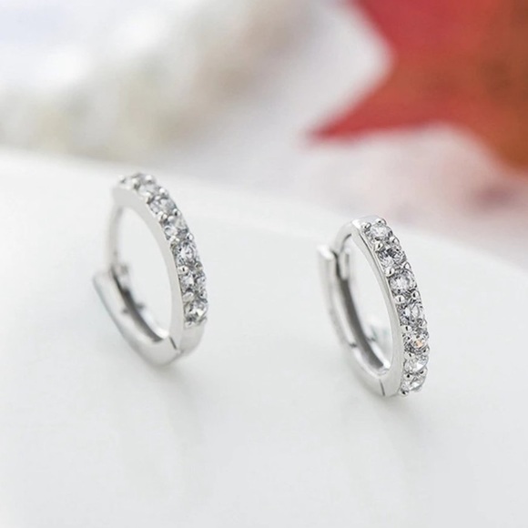 NEW 925 Sterling Silver Diamond Hoop Earrings - Picture 6 of 7